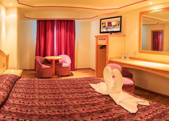 Revolucion Hotel